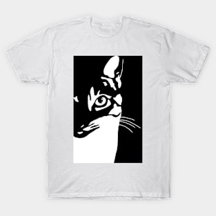 Black and White Cat 657 T-Shirt